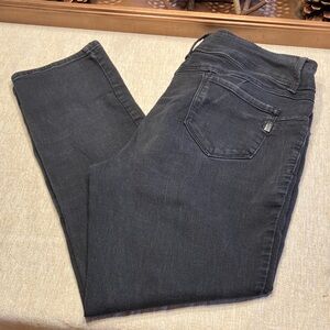 1822 Denim black skinny style  jeans size 16
